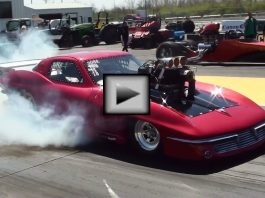 american muscle car drag racing