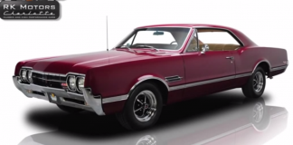 1966 Oldsmobile Cutlass 442 american muscle car