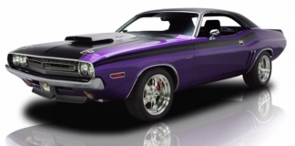 1971 Dodge Challenger RT Mopar muscle car