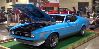 1972 Ford Mustang Mach 1 american muscle car