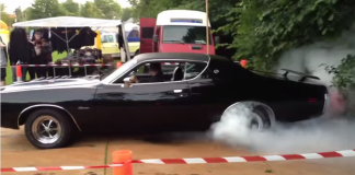 1971 Dodge Charger RT 612 HEMI burnout mopar muscle car