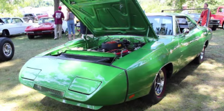 1969 Dodge Charger Daytona vintage hot mopar muscle car