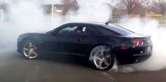 2010 chevy camaro ss burnout donuts