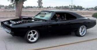 1968 Dodge Charger HEMI Burnouts & Donuts | Hot Cars