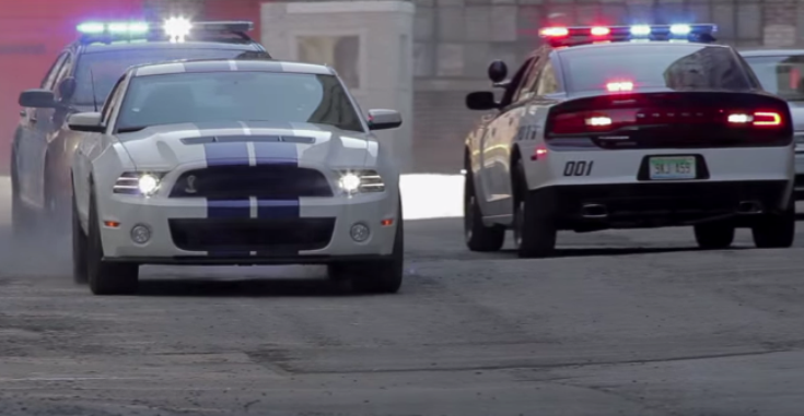 Ford mustang shelby gt police chase funny commercial #9