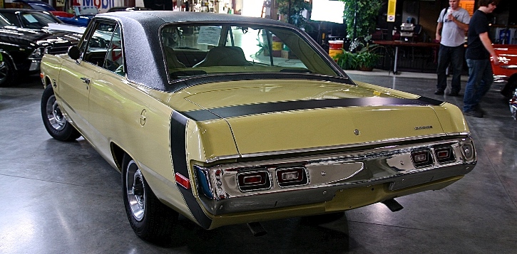 1970 dodge dart swinger muscle car