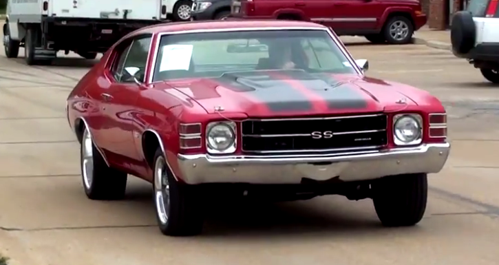 restored chevy chevelle muscle car