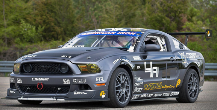 mustang rtr race car at the race track