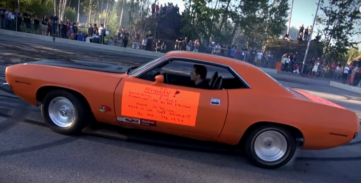 1971 plymouth cuda burnouts and donuts