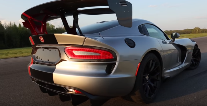 2016 dodge viper extreme aero package review