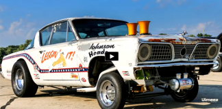 1965 plymouth barracuda leggin it drag racing