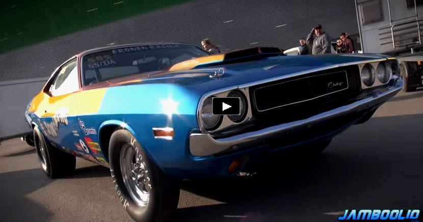 mopar muscle cars doing burnouts video