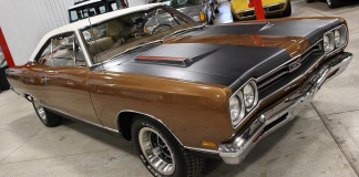1969 plymouth gtx collector car