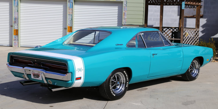 turquoise bright 1969 dodge charger rt