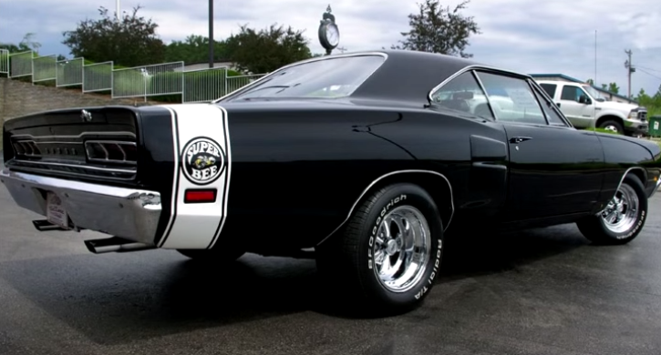 1969 dodge hemi super bee video