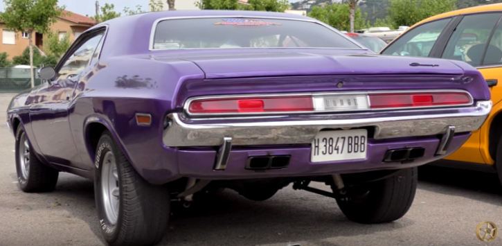 plum crazy dodge hemi challenger burnout