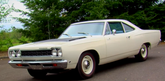 rare 1968 plymouth hemi road runner