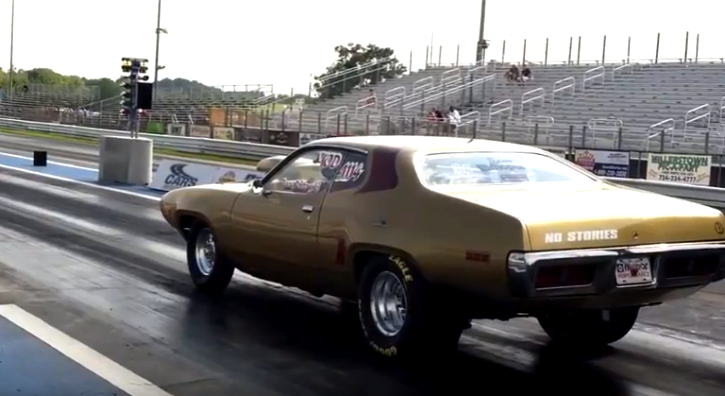 1971 plymouth road runner 440 drag racing