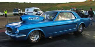 small block ford mustang drag racing