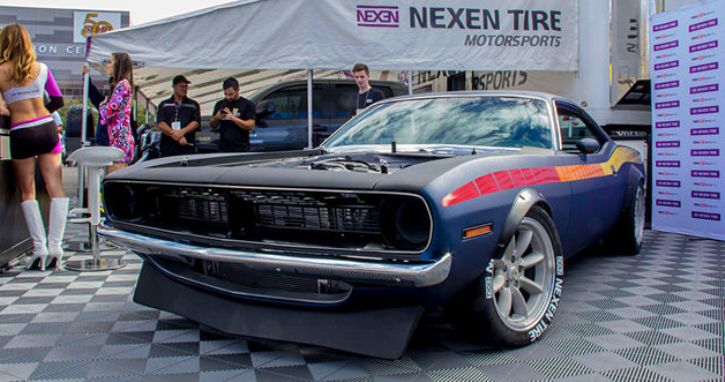 plymouth hemi cuda fishtail drift muscle car