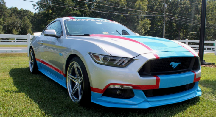 richard petty 2017 mustang collector car