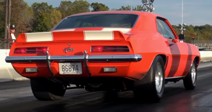 old school z28 camaro drag racing