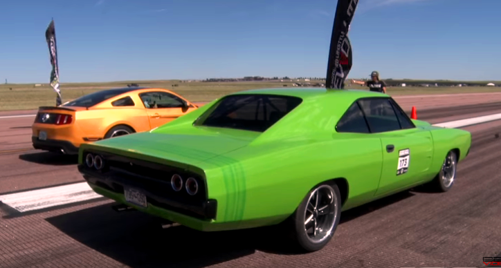 procharged dodge hemi charger