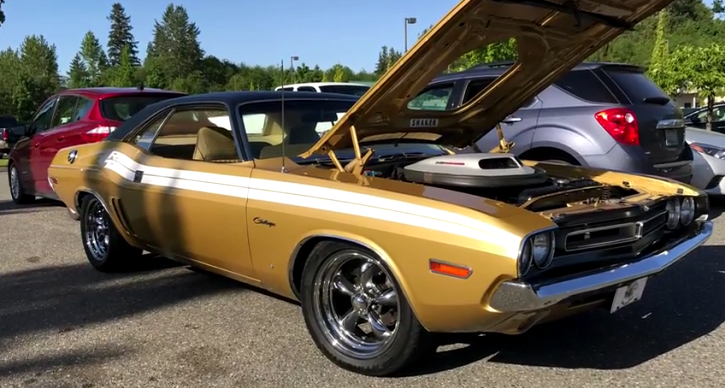 gold 1971 dodge challenger rt