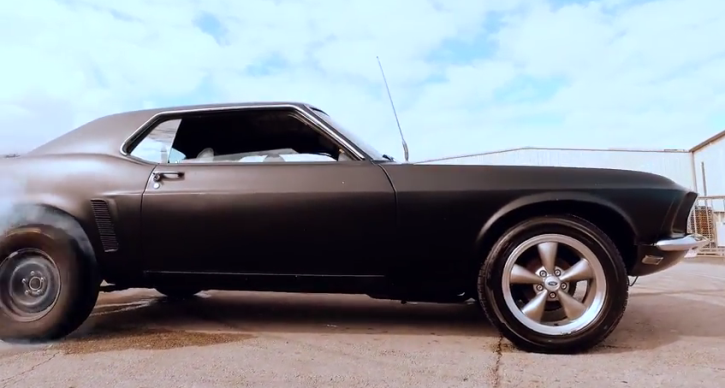 1969 ford mustang burnout