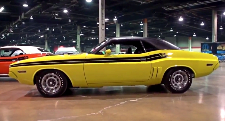 citron yella 1971 dodge challenger rt