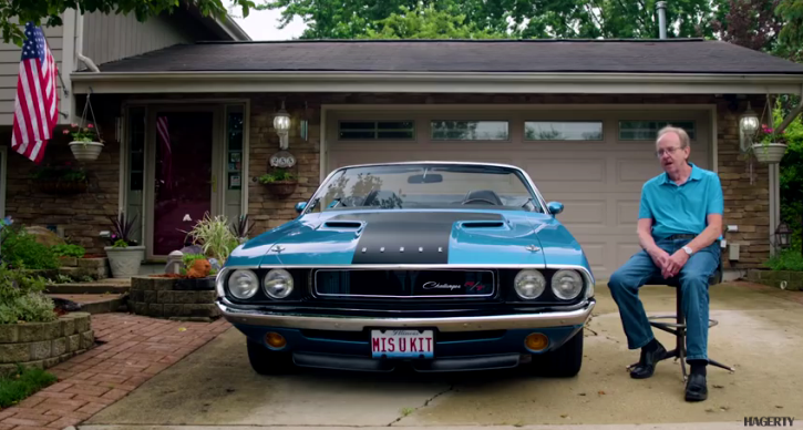 b5 blue 1970 dodge challenger r/t