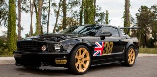 2007 saleen mustang gt race car