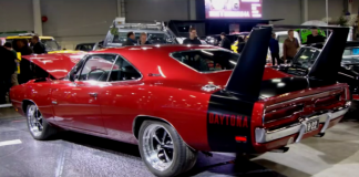 dodge charger daytona 604 hemi v8