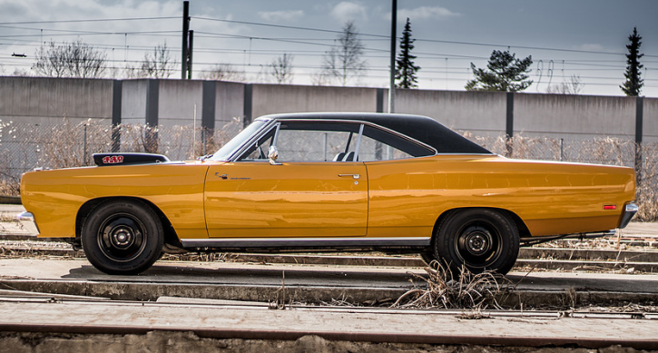 original 1969 road runner 440 six barrel