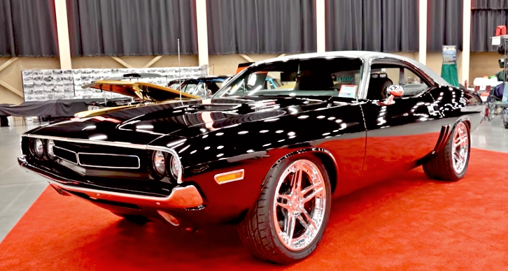 1971 dodge hemi challenger r/t build