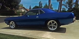 restored 1970 plymouth cuda 440 5-speed