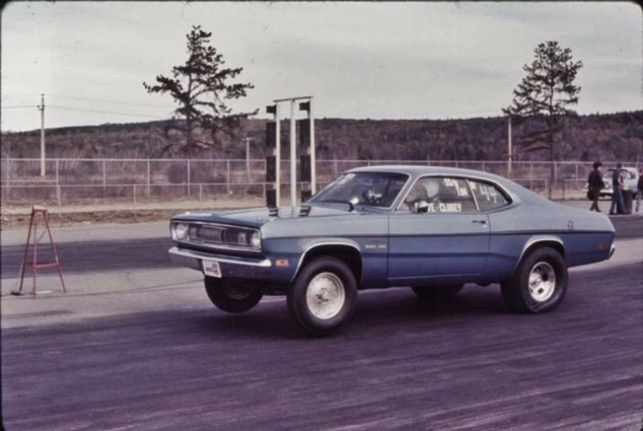 1970 plymouth duster 4-speed lenco