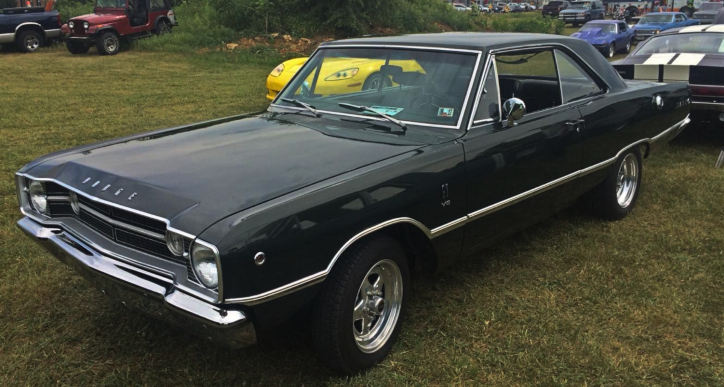 racing green dodge dart 340 v8