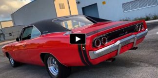 red 1968 dodge charger r/t 440 v8