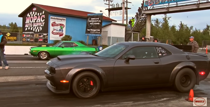 dodge demon srt vs plymouth hemi cuda drag race