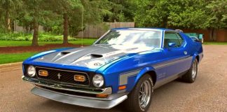 bright blue 1971 ford mustang boss 351