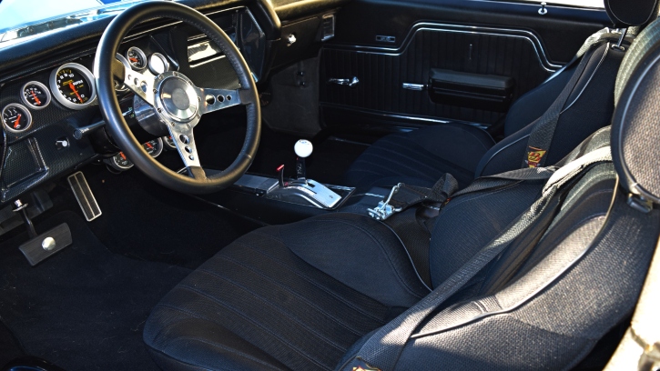 1970_chevelle_custom_interior.