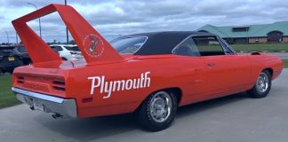 restored plymouth hemi superbird