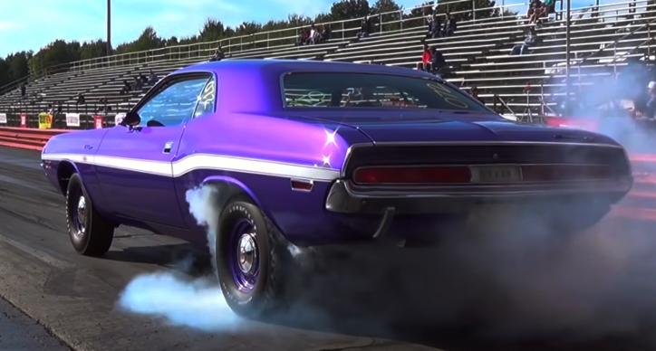 dodge challenger 440 six pack vs 426 hemi road runner