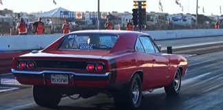 1968 dodge charger r/t drag racing