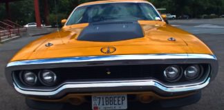 1971 plymouth road runner 340 v8