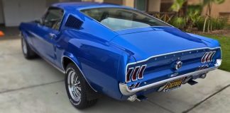 1967 ford mustang fastback 4-speed
