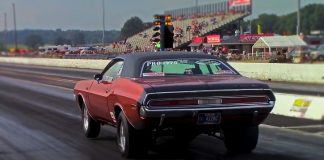 1970 dodge challenger rt drag racing