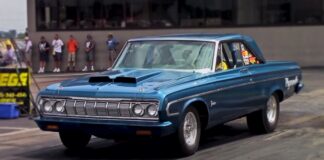 plymouth belvedere 426 drag racing