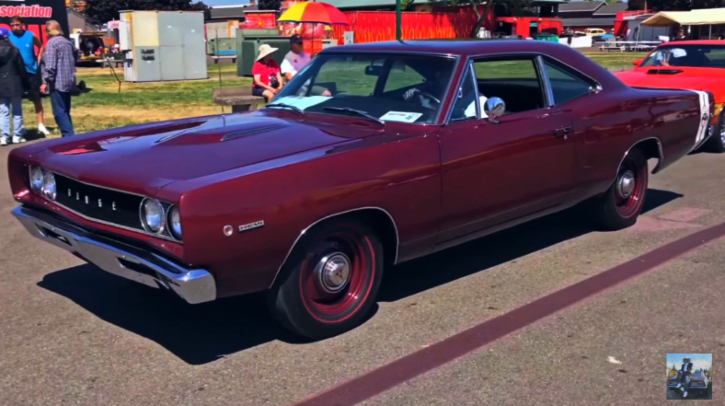 unique dodge hemi super bee 4-speed